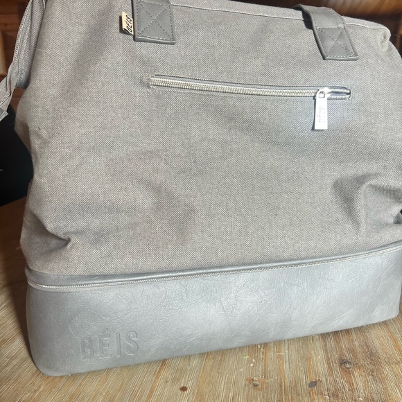 BEIS Convertible Weekender Bag - Picture 1 of 7